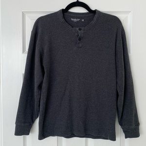 Abercrombie & Fitch Long-sleeve Henley in Charcoal Grey